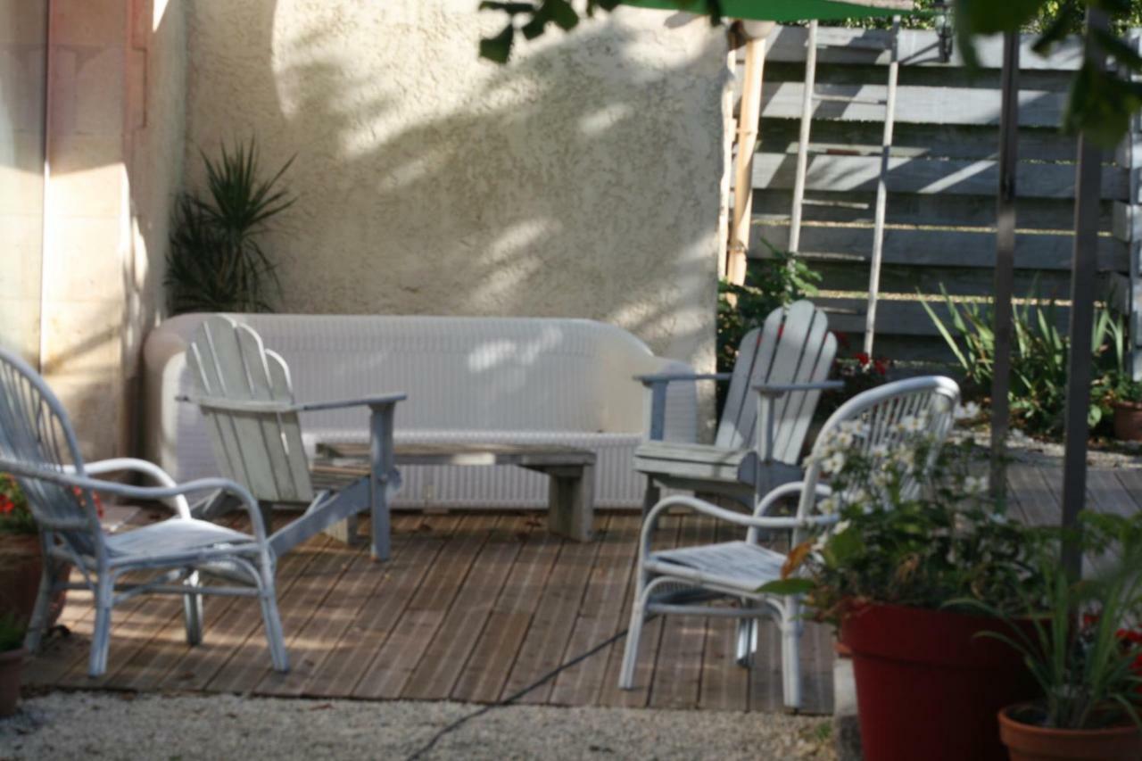 Maison Lavande Saint-Jean-d'Angely Exterior photo