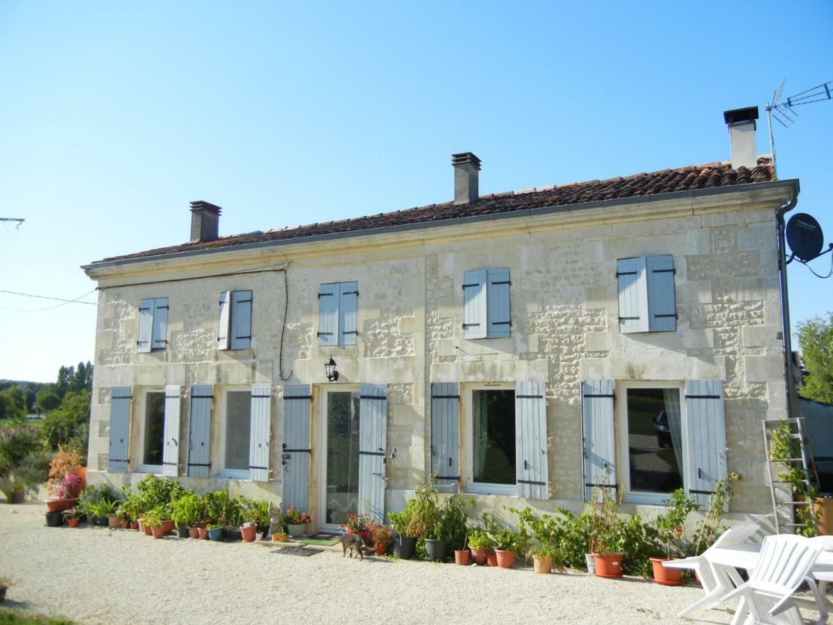 Maison Lavande Saint-Jean-d'Angely Exterior photo
